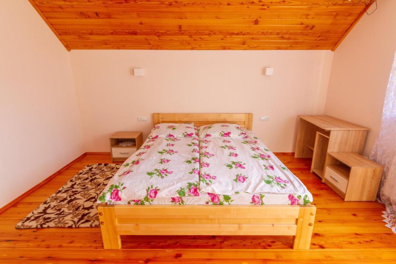 Садиба Під Лісом Volovets Exterior foto